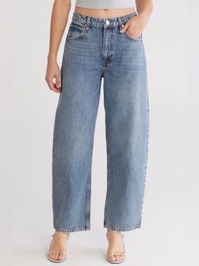 Frame Denim Wide-Leg Jeans in Medium Blue